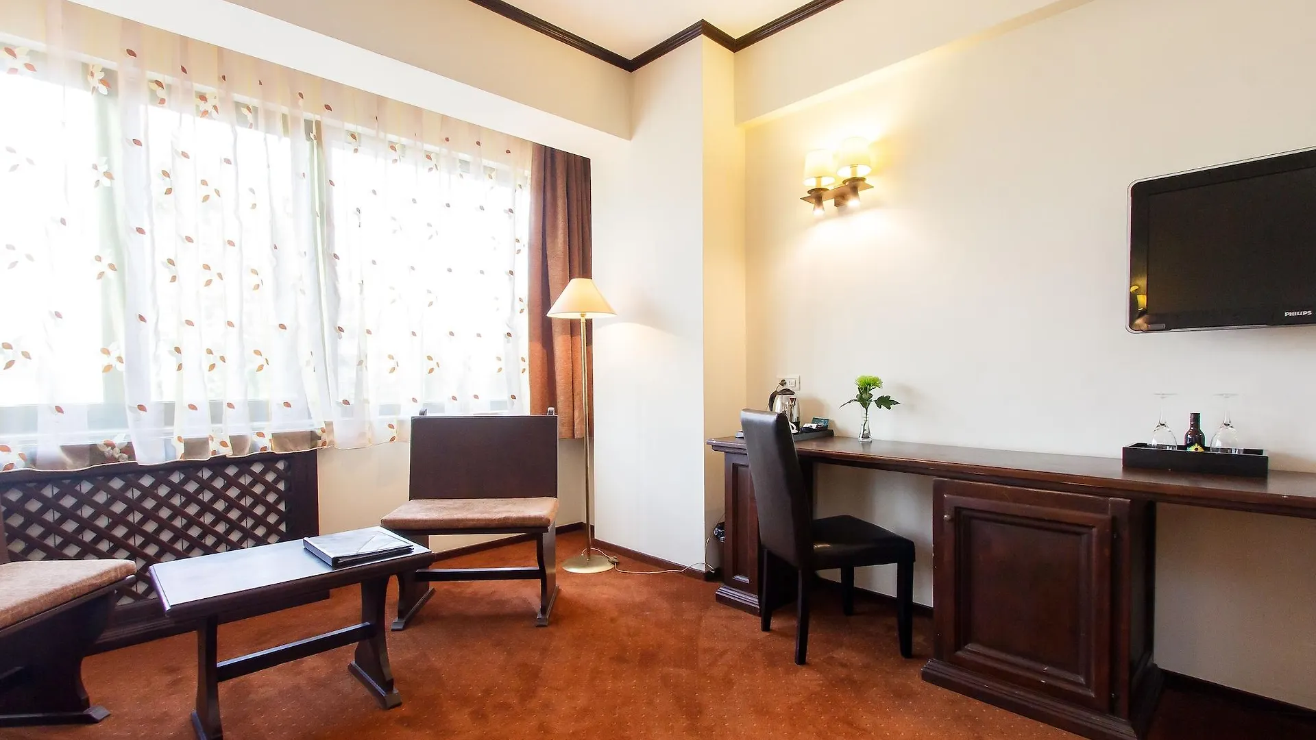 International Bucharest City Centre Hotel 4*,