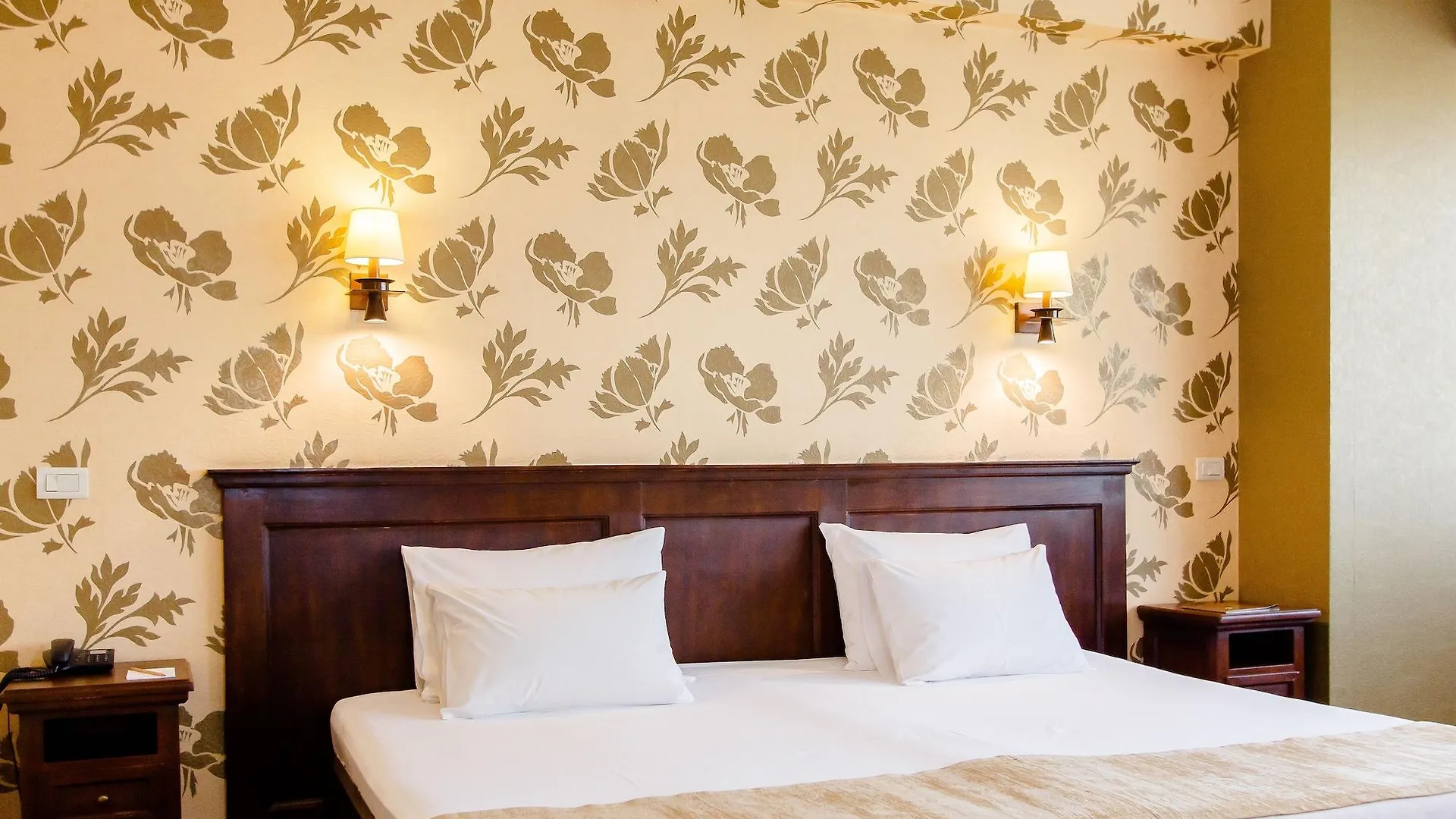 International Bucharest City Centre Hotel 4*,